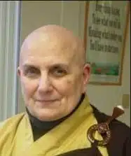 恒持法师简介 3 http://australiansangha.org/australiansangha/wp-content/uploads/2010/06/HengChih.jpg